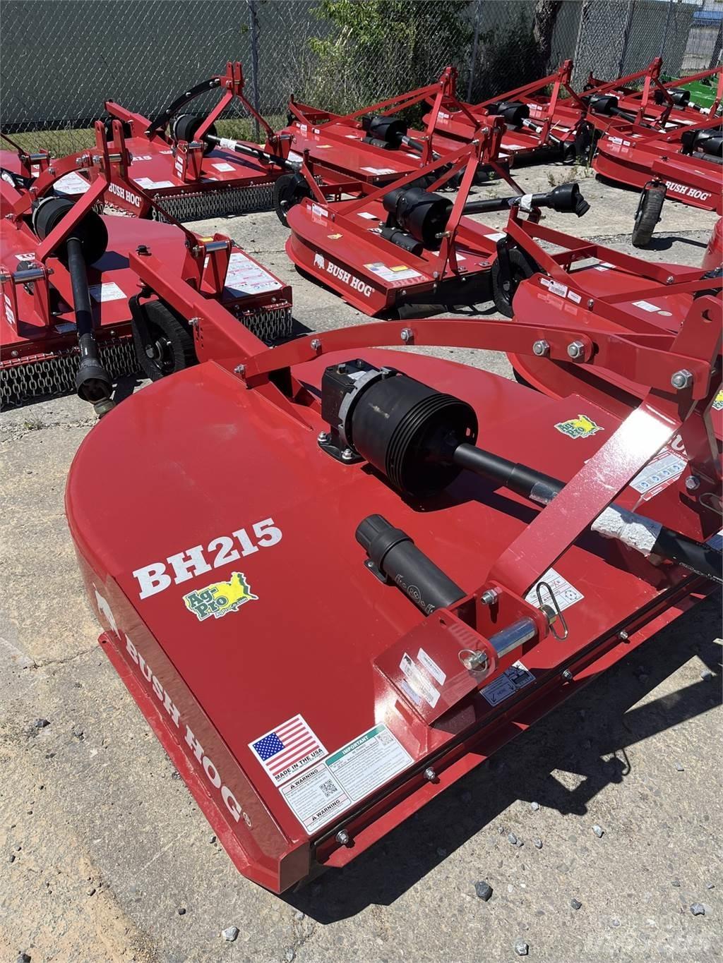 Bush Hog BH215 Balenhakselaars, -snijders en -afwikkelaars