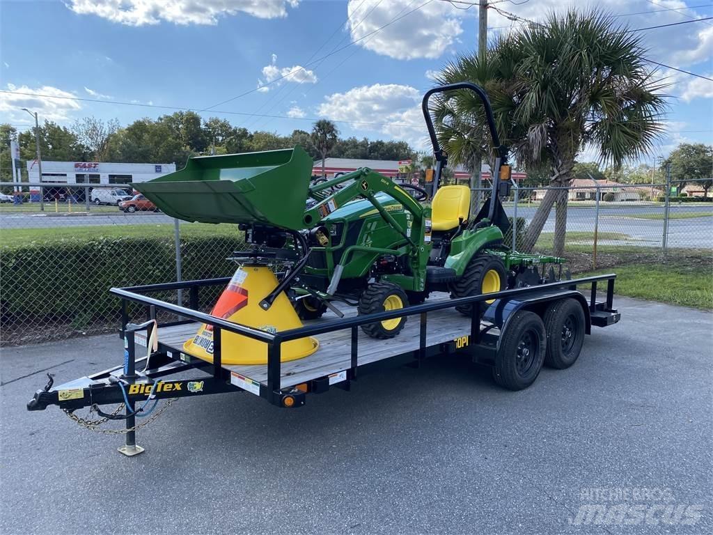 John Deere 1023E Compacttrekkers