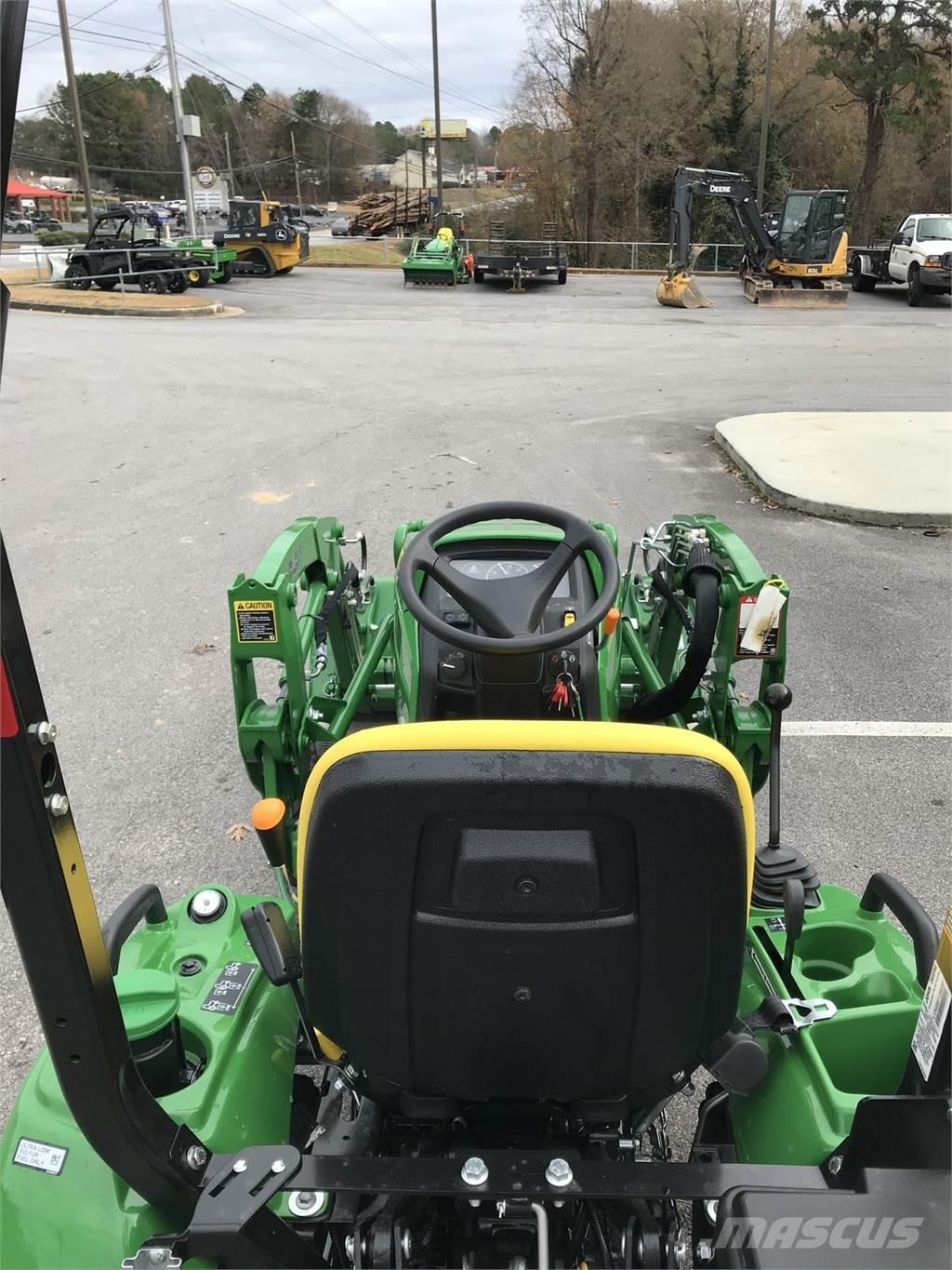 John Deere 1023E Compacttrekkers