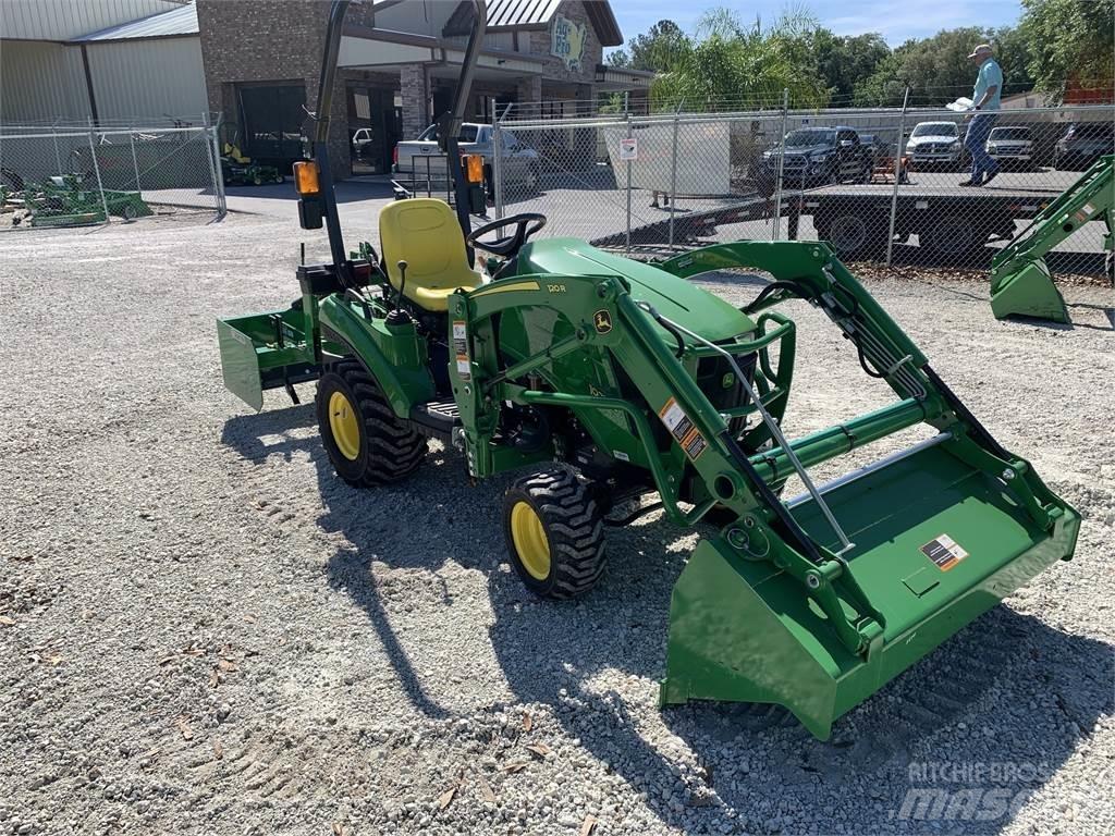 John Deere 1023E Compacttrekkers