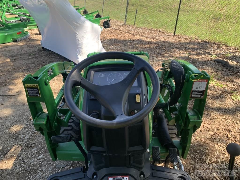John Deere 1023E Compacttrekkers