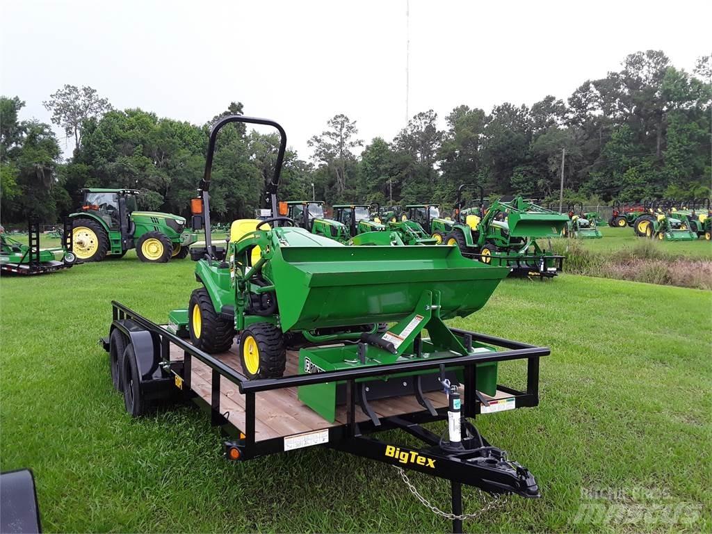 John Deere 1025R Compacttrekkers