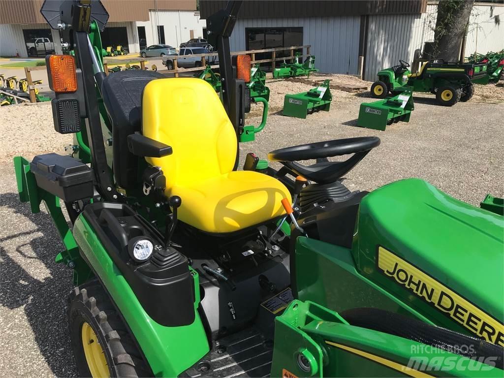 John Deere 1025R Compacttrekkers
