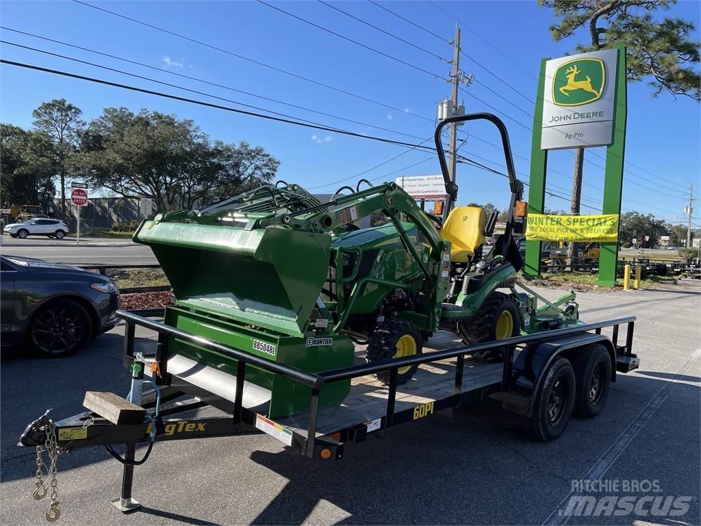 John Deere 1025R Compacttrekkers