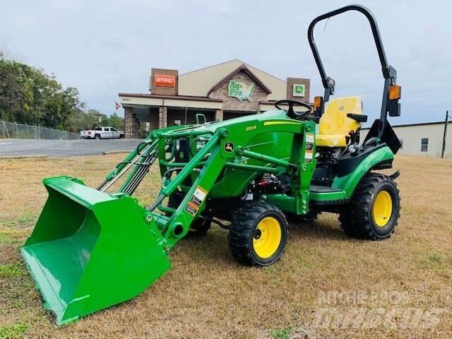 John Deere 1025R Compacttrekkers
