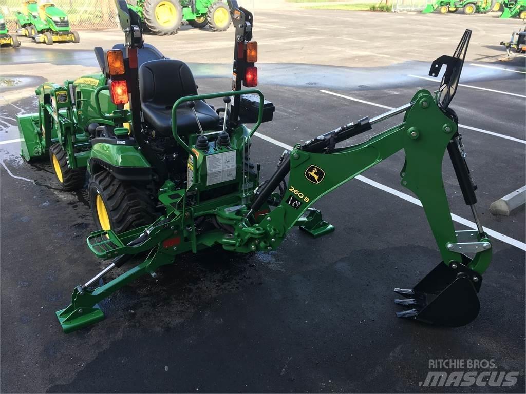 John Deere 1025R Compacttrekkers