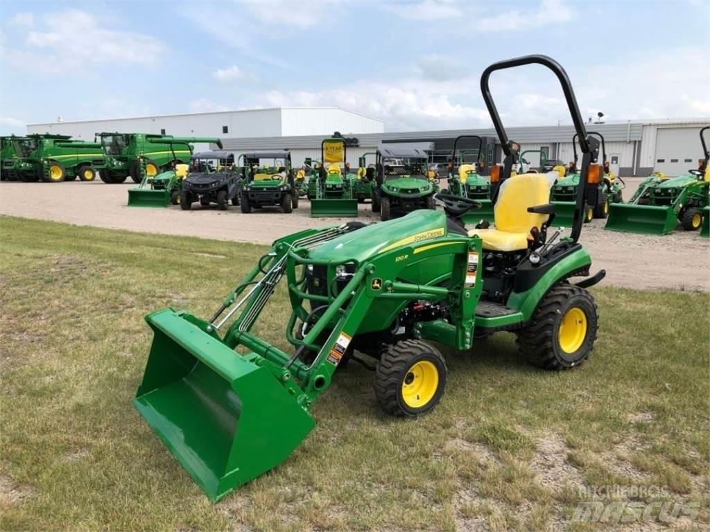 John Deere 1025R Compacttrekkers