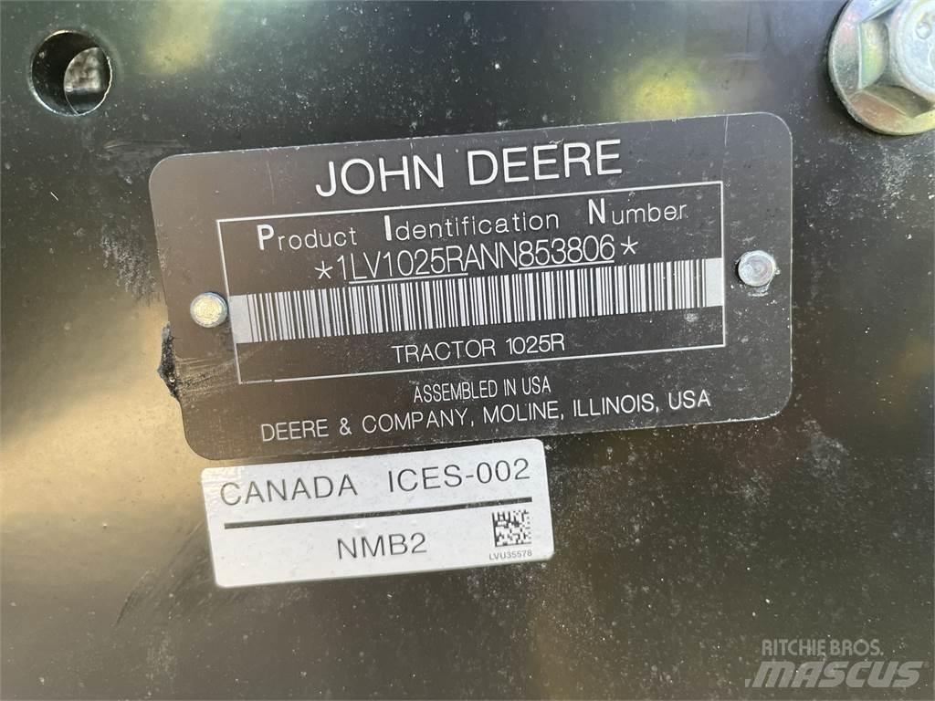 John Deere 1025R Compacttrekkers