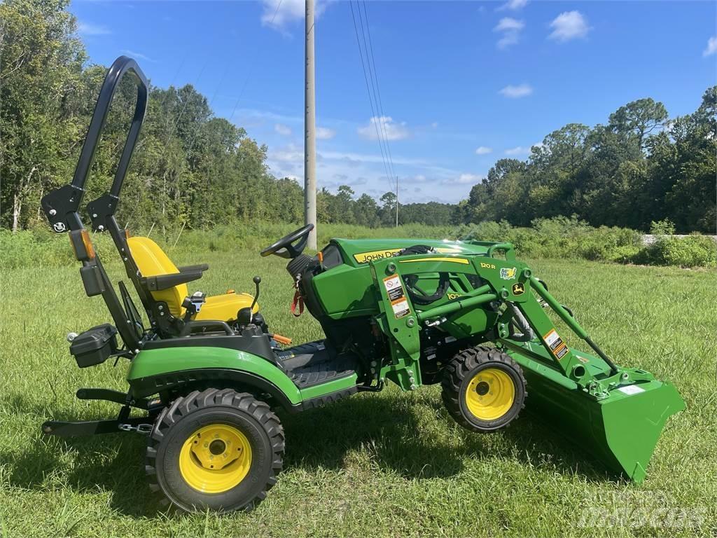John Deere 1025R Compacttrekkers