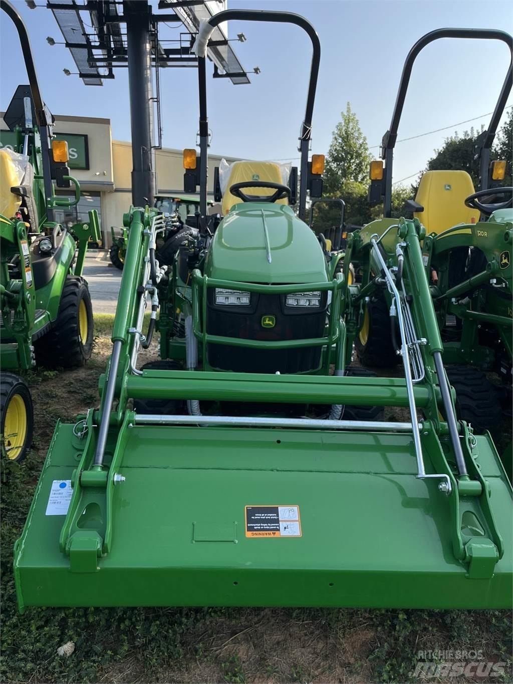 John Deere 1025R Compacttrekkers