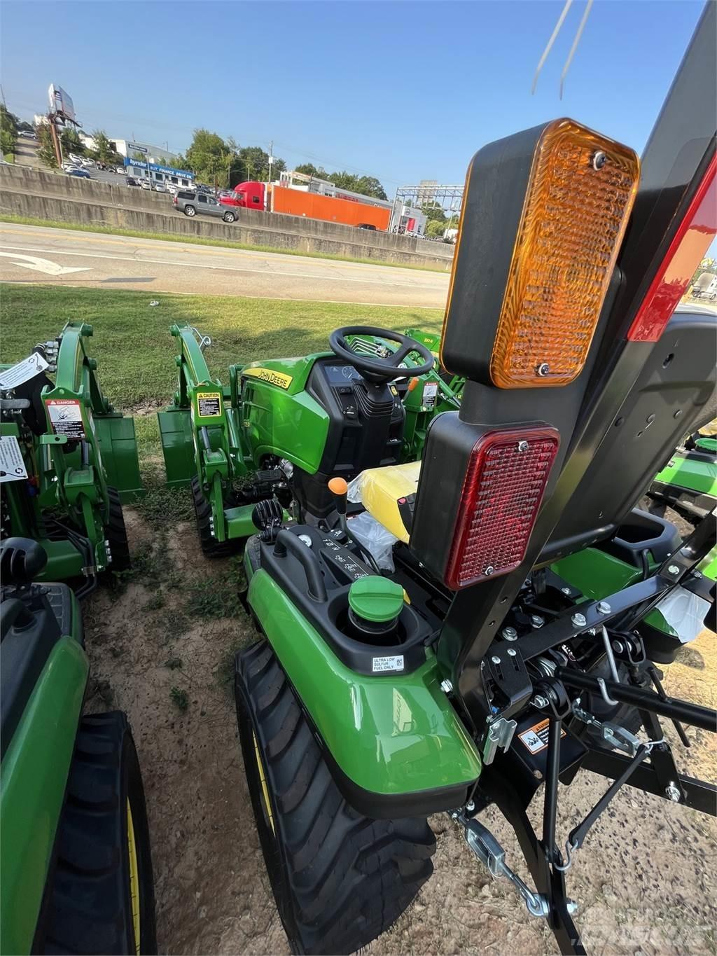 John Deere 1025R Compacttrekkers