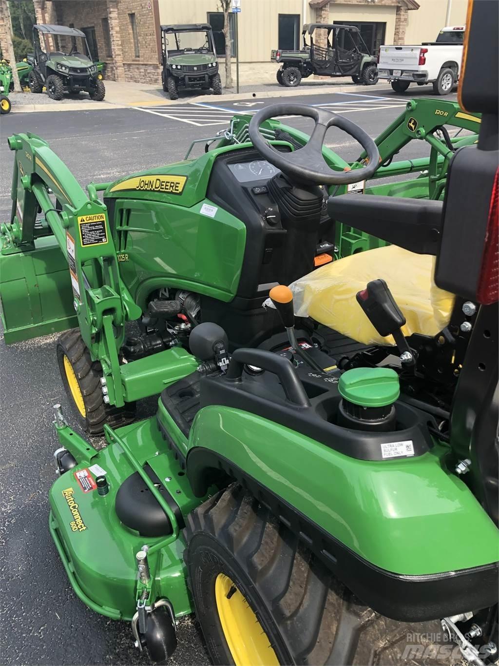 John Deere 1025R Compacttrekkers