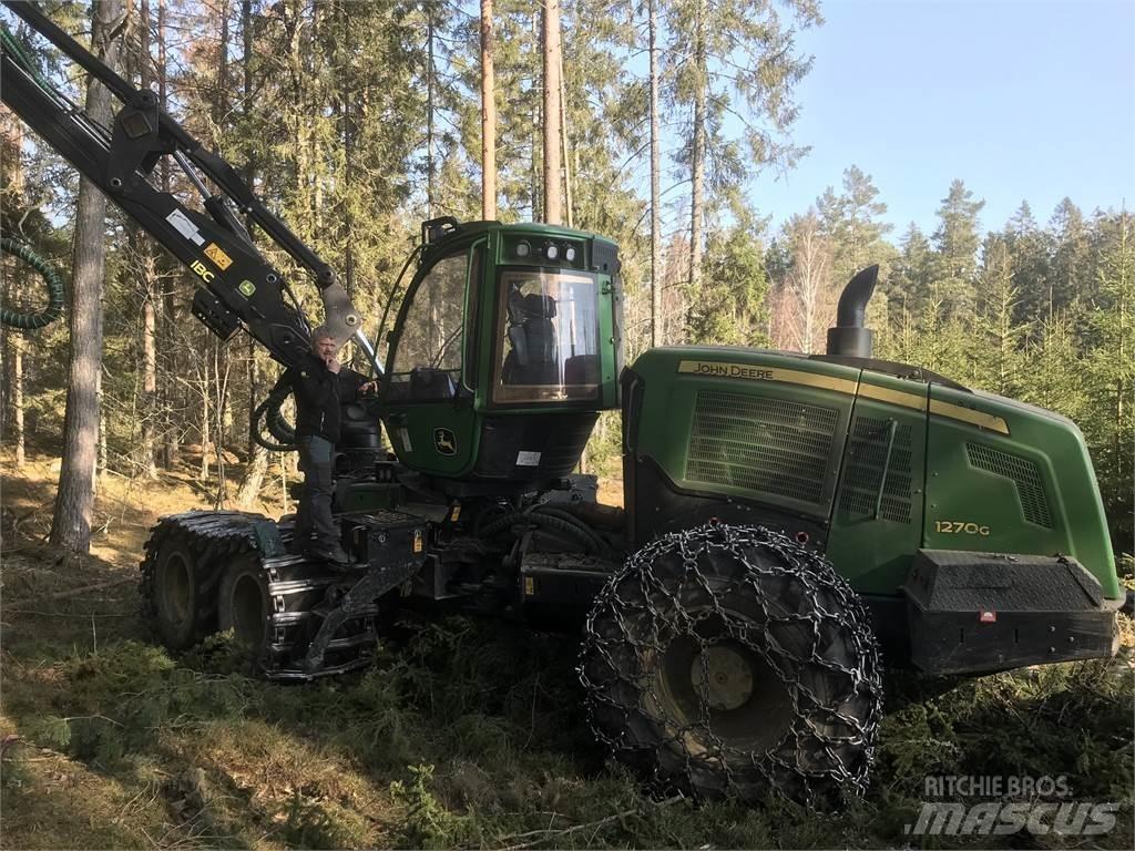 John Deere 1270G Harvesters