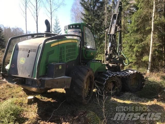 John Deere 1270G Harvesters