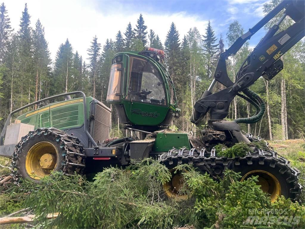 John Deere 1270G Harvesters