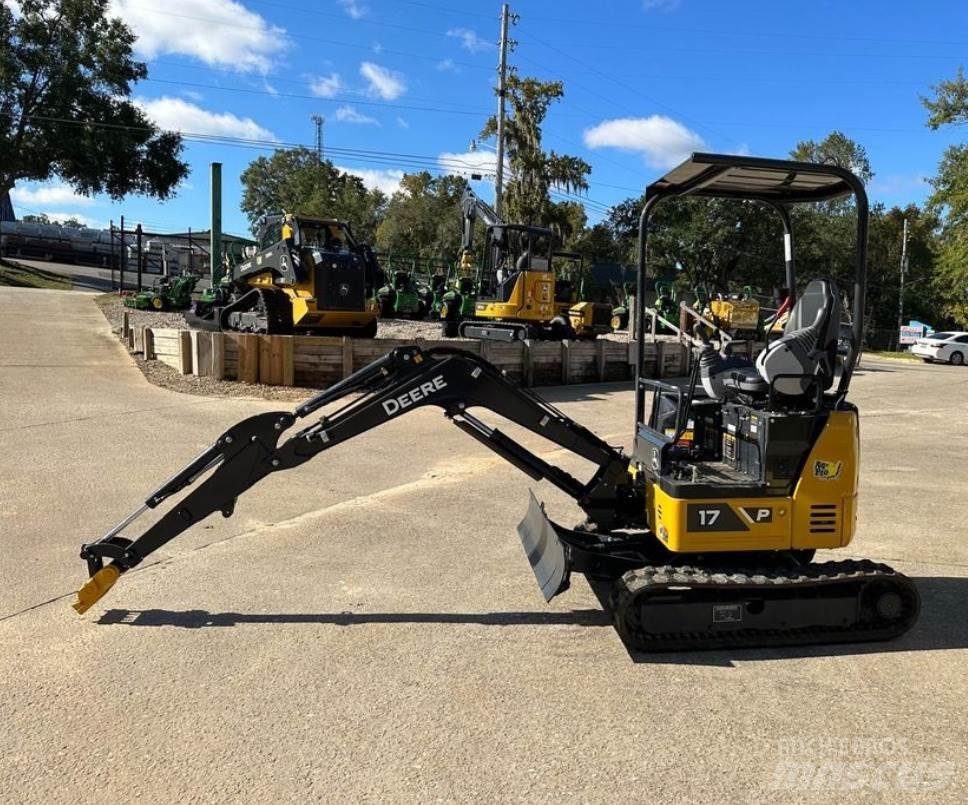 John Deere 17 P Minigraafmachines < 7t