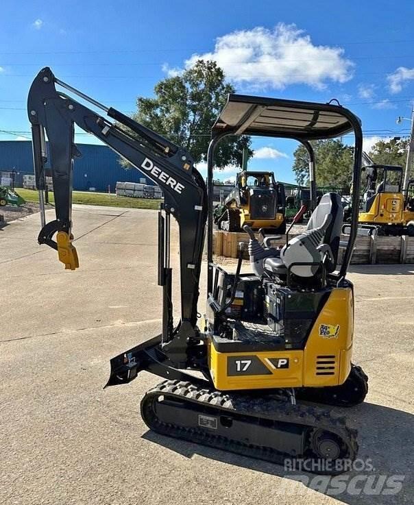 John Deere 17 P Minigraafmachines < 7t