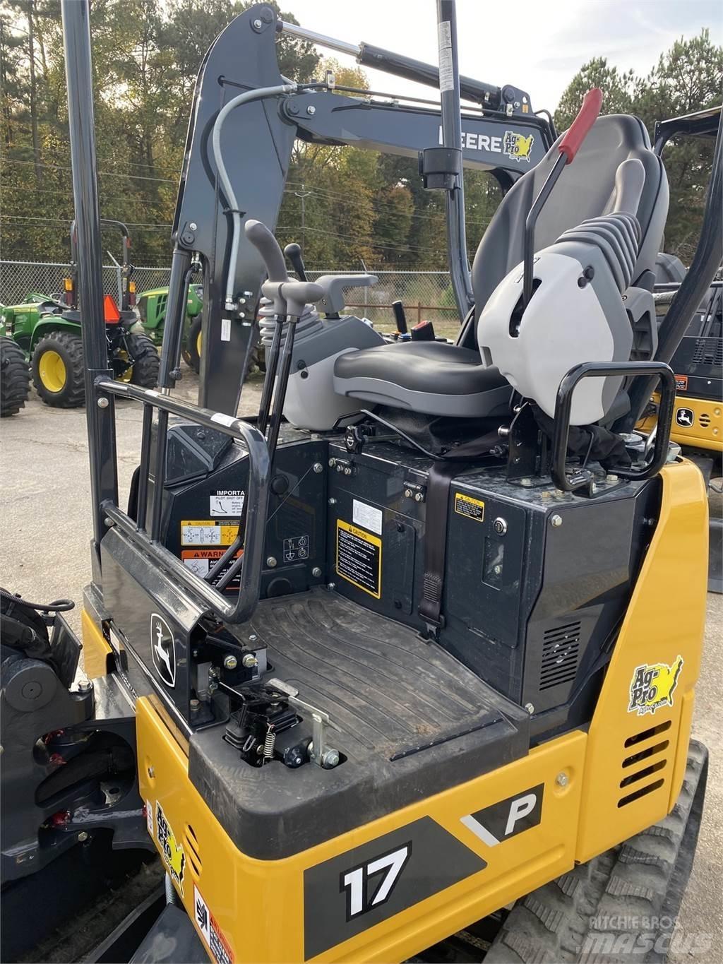 John Deere 17 P Minigraafmachines < 7t