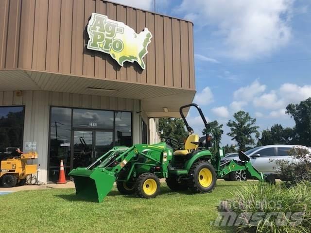 John Deere 2025R Compacttrekkers