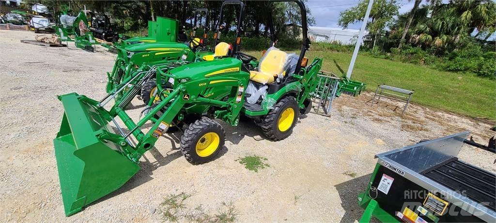 John Deere 2025R Compacttrekkers