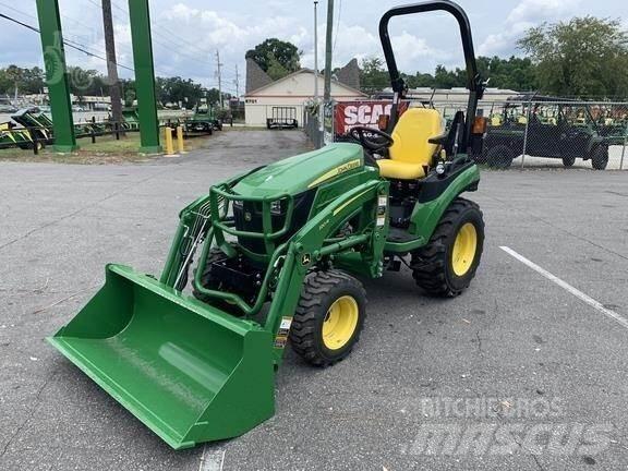 John Deere 2025R Compacttrekkers