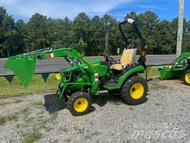 John Deere 2025R Compacttrekkers