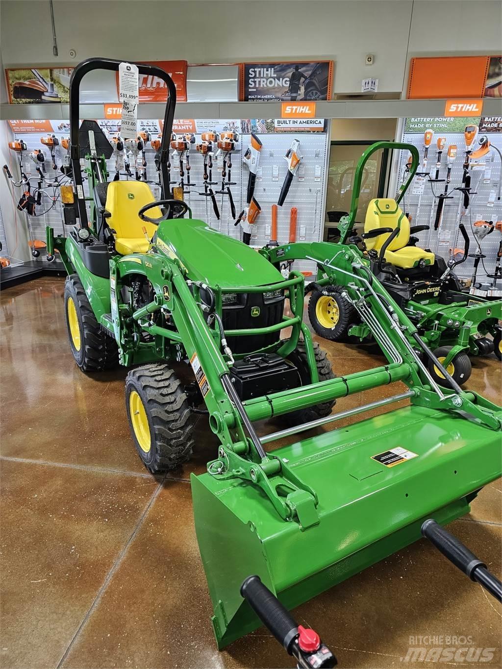 John Deere 2025R Compacttrekkers