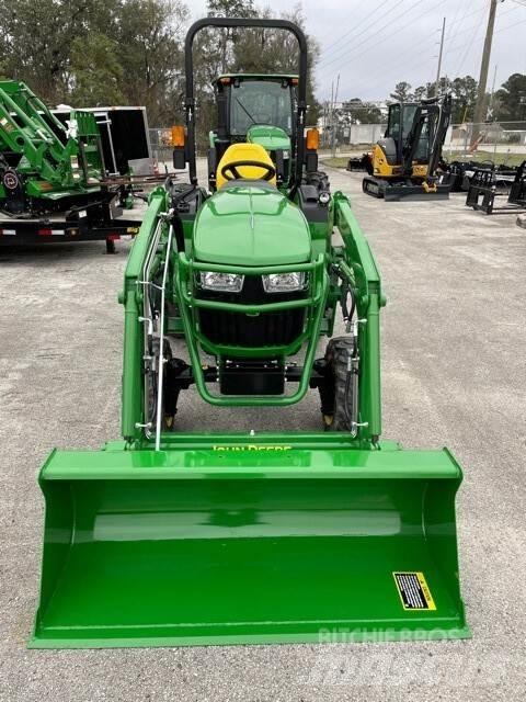 John Deere 2038R Compacttrekkers