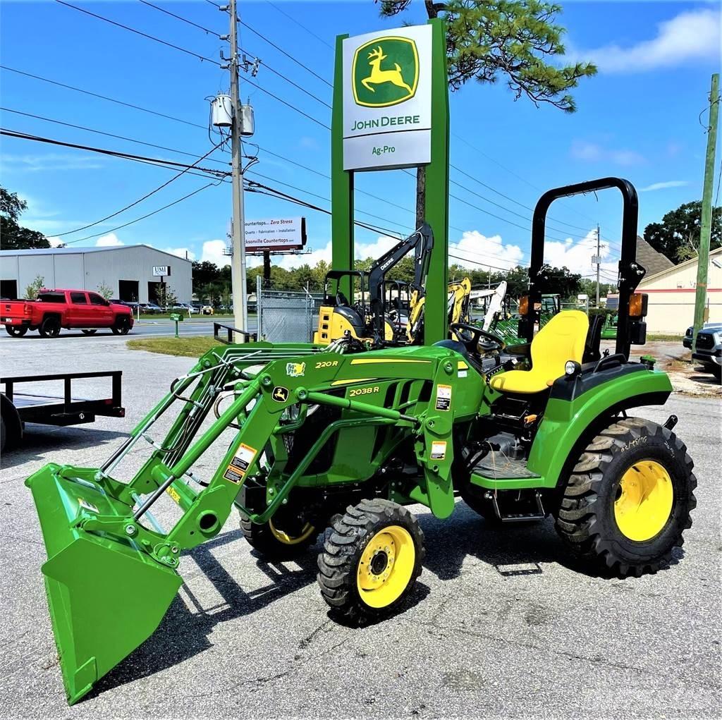 John Deere 2038R Compacttrekkers