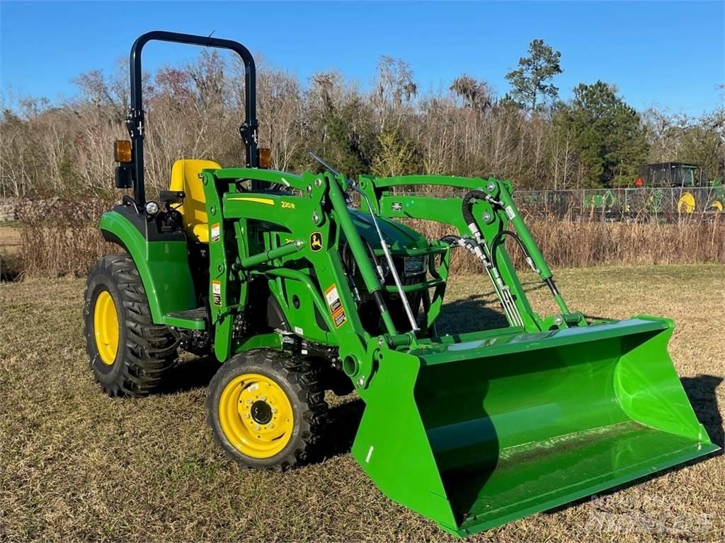 John Deere 2038R Compacttrekkers