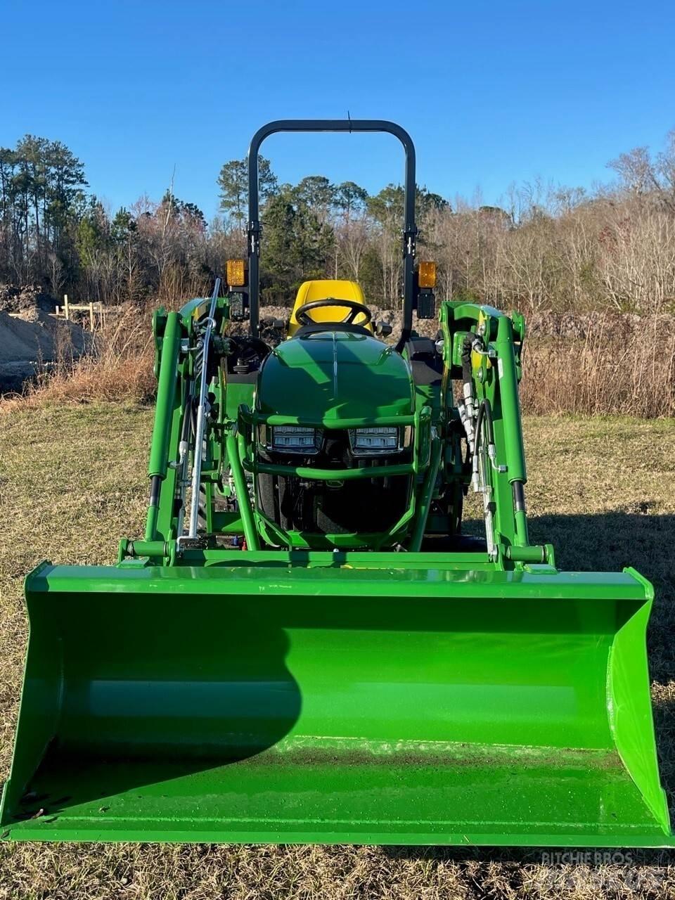 John Deere 2038R Compacttrekkers