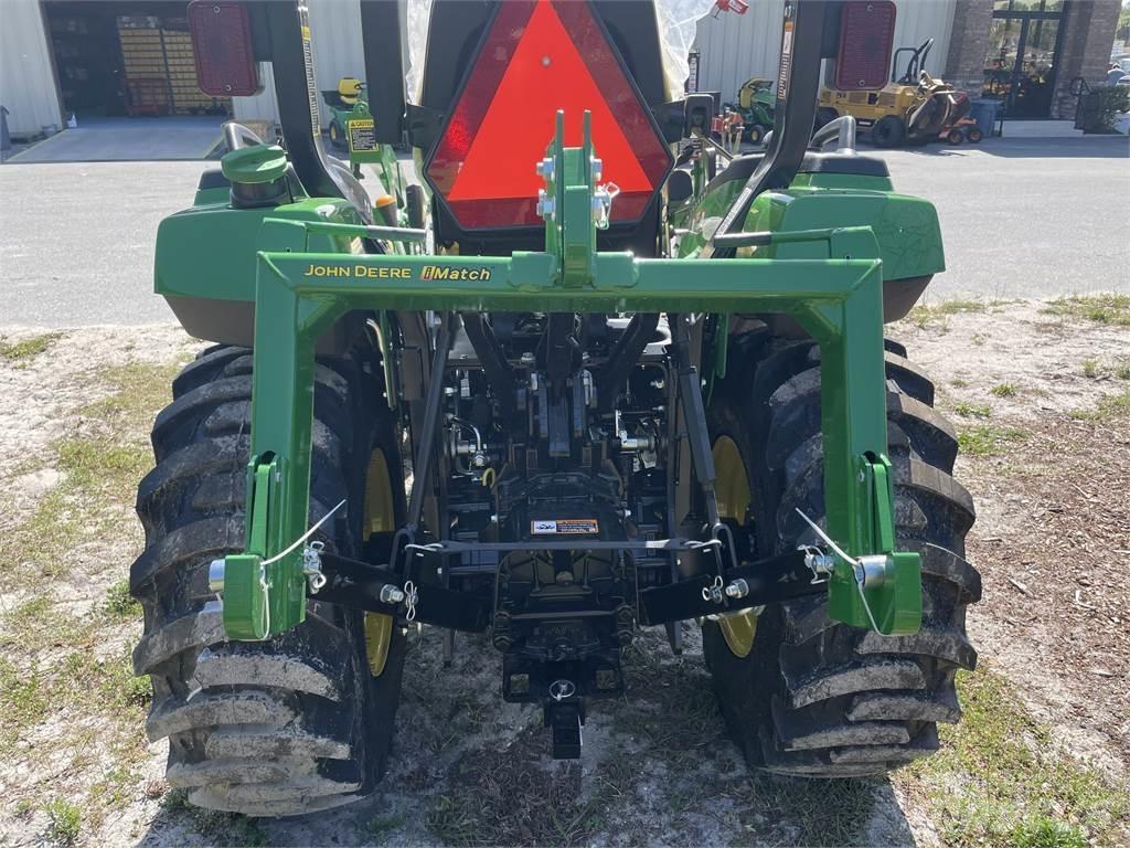 John Deere 2038R Compacttrekkers
