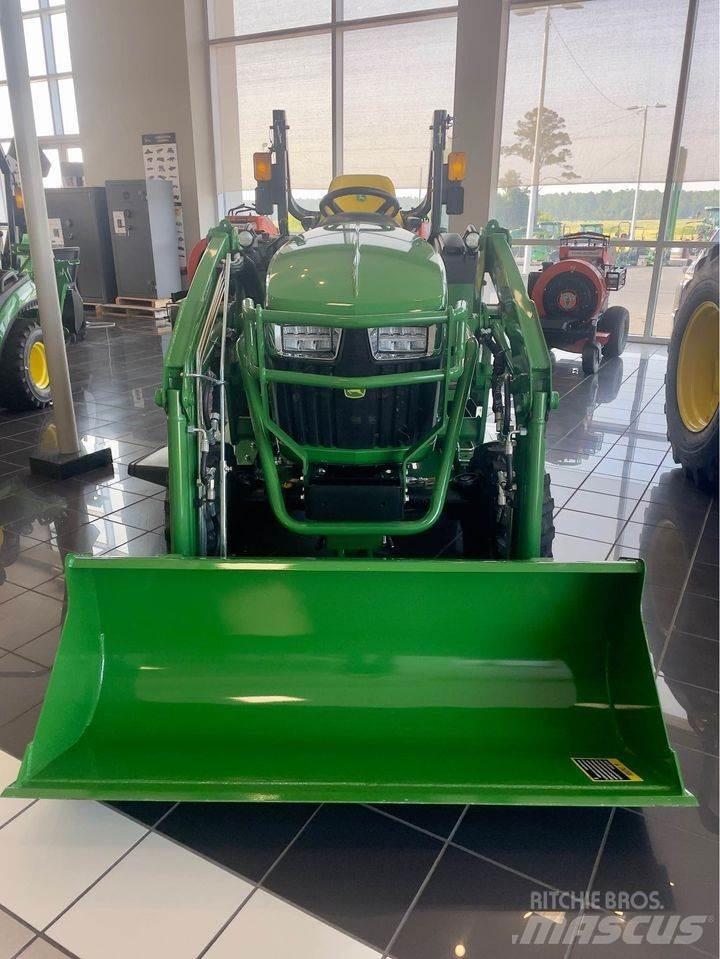 John Deere 2038R Compacttrekkers