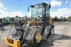 John Deere 244L Miniladers