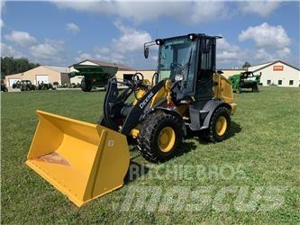 John Deere 244L Wielladers