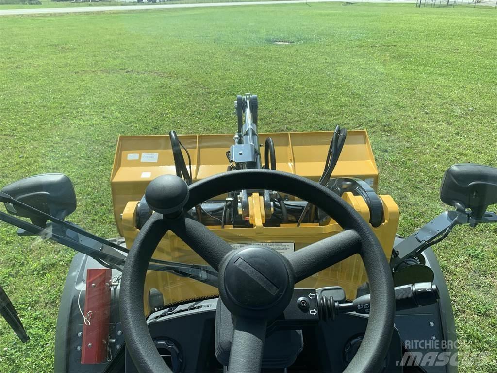 John Deere 244L Wielladers