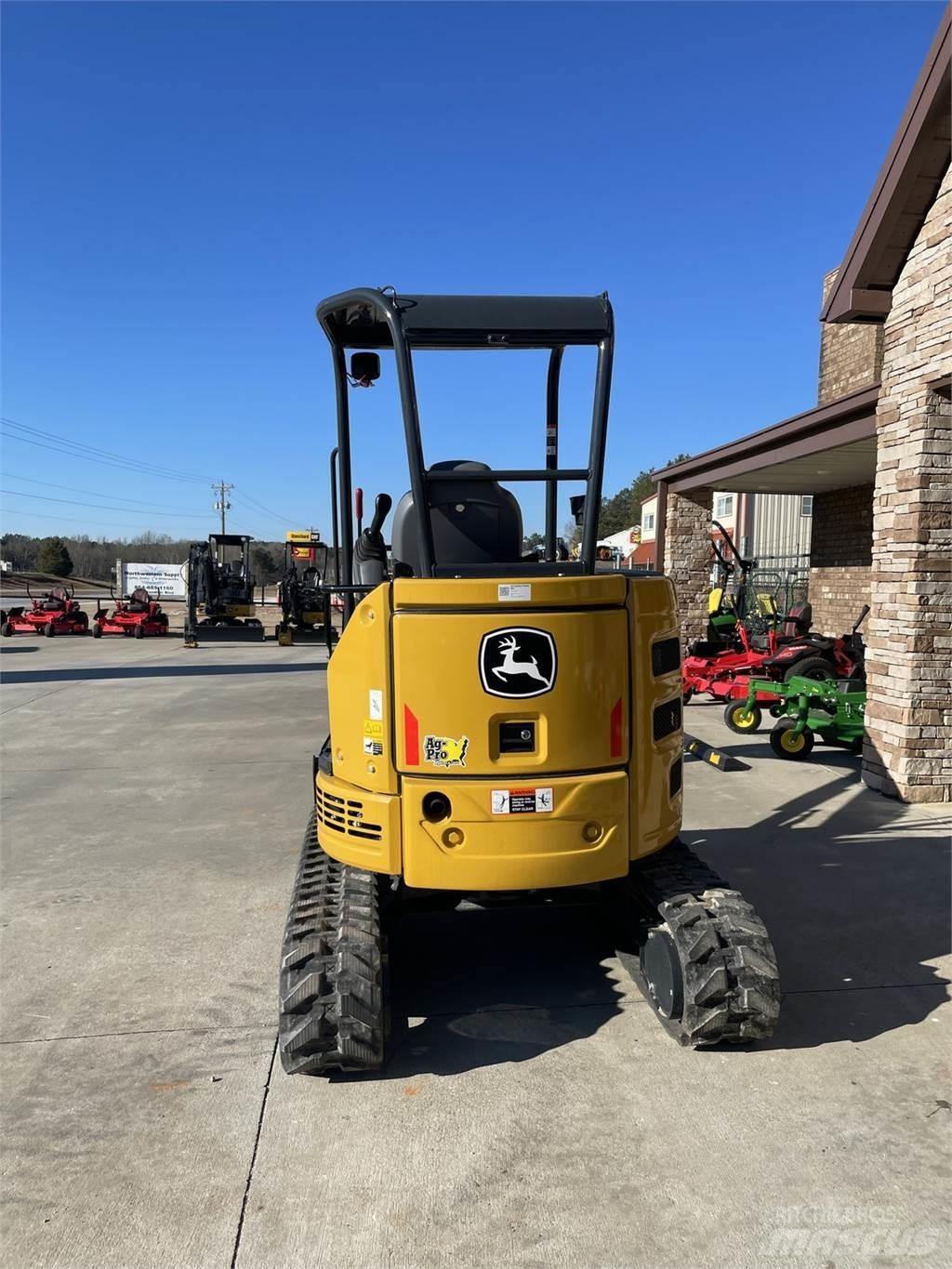 John Deere 26 P Minigraafmachines < 7t