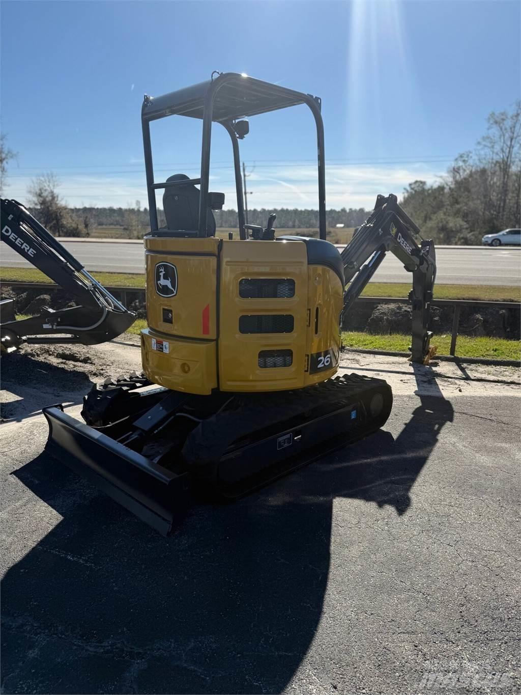 John Deere 26 P Minigraafmachines < 7t
