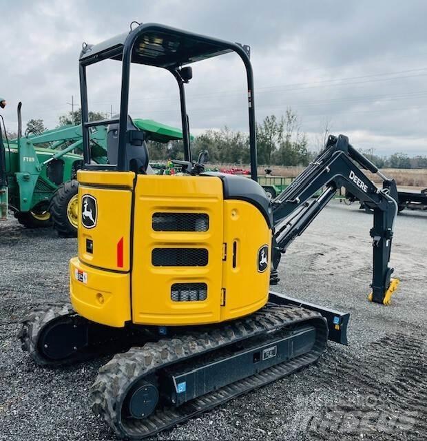 John Deere 26 P Minigraafmachines < 7t