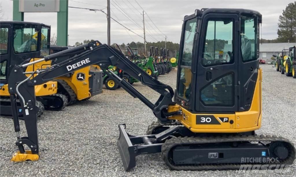 John Deere 30 P Minigraafmachines < 7t