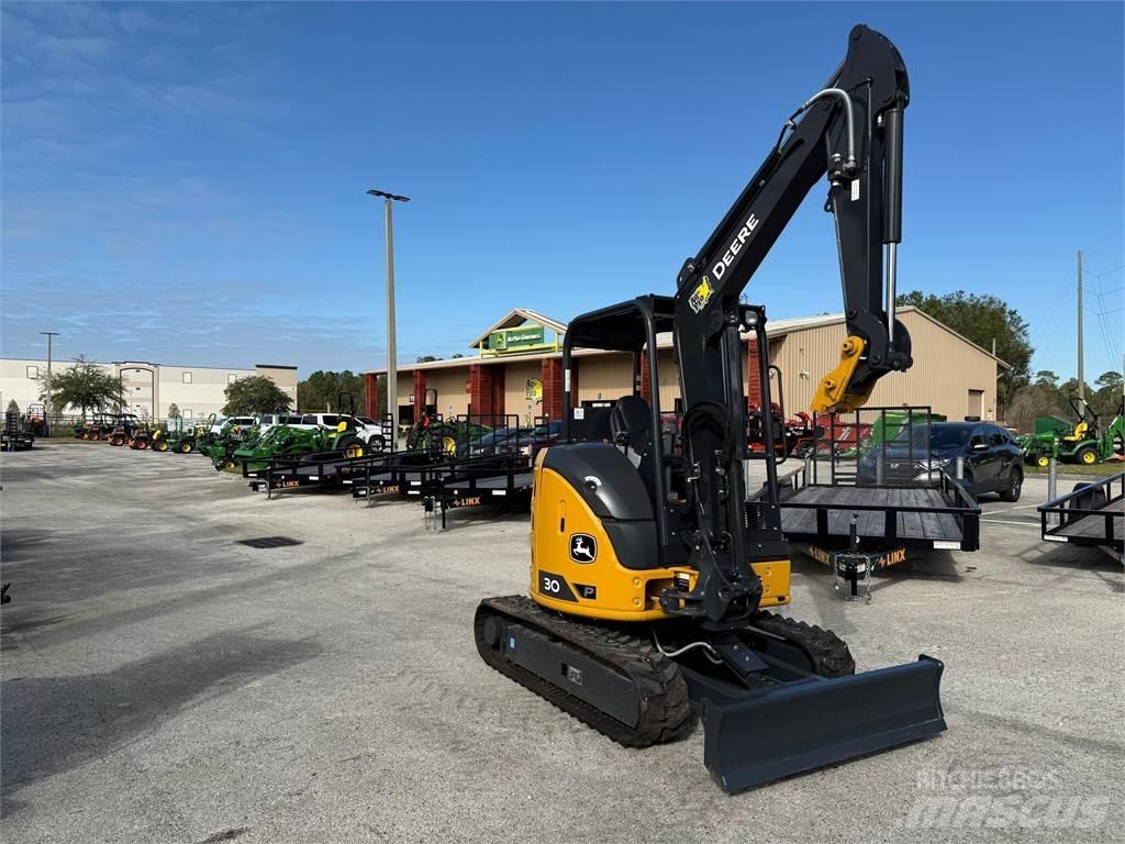 John Deere 30 P Minigraafmachines < 7t