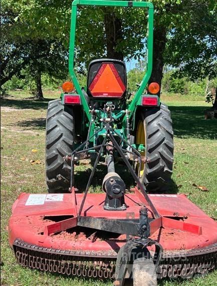 John Deere 3005 Compacttrekkers