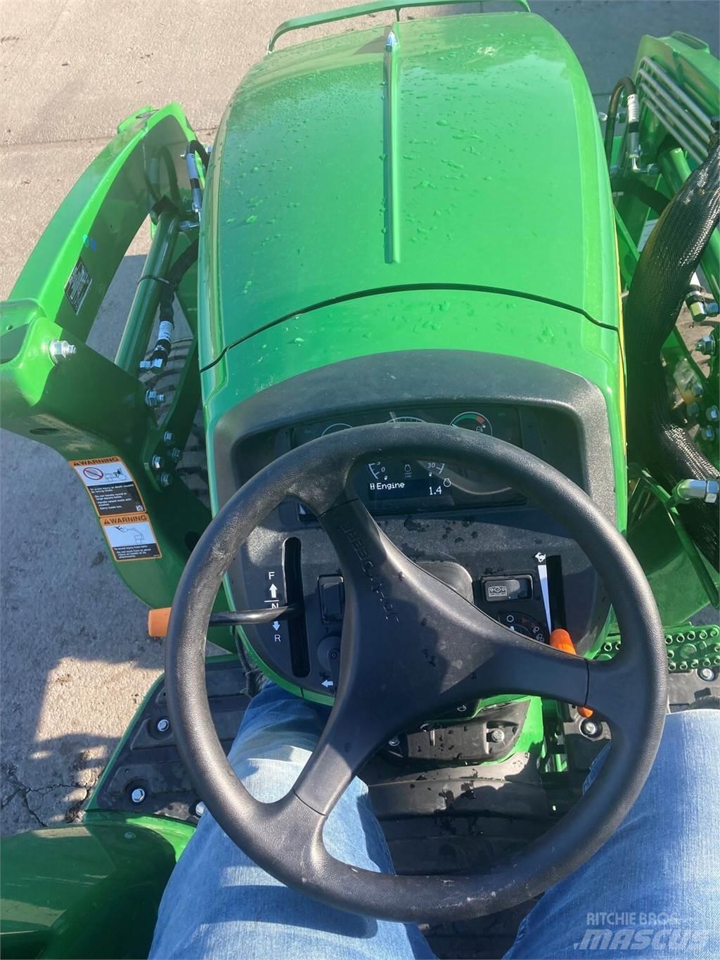 John Deere 3025D Compacttrekkers