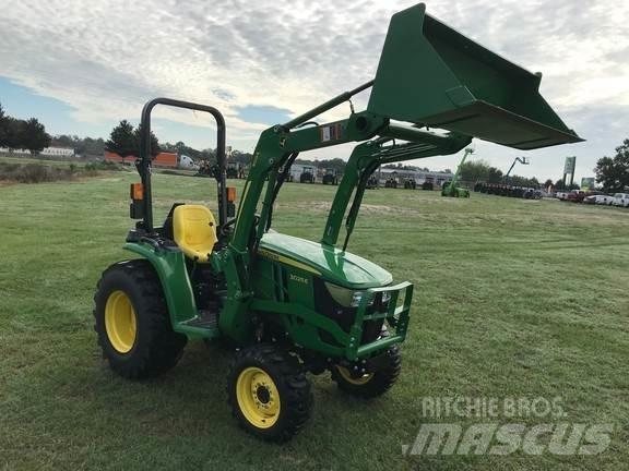 John Deere 3025E Compacttrekkers