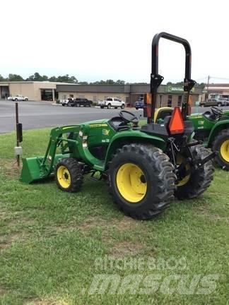John Deere 3025E Compacttrekkers