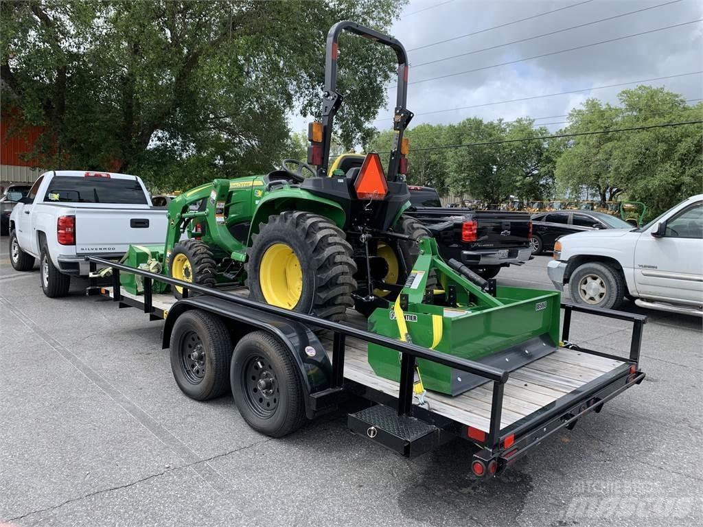 John Deere 3025E Compacttrekkers