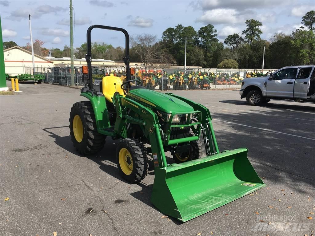 John Deere 3025E Compacttrekkers