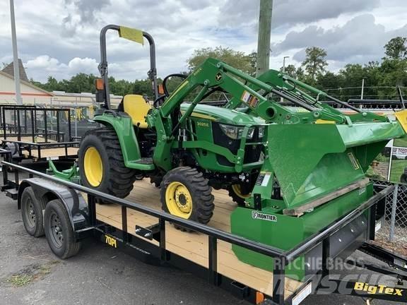 John Deere 3025E Compacttrekkers