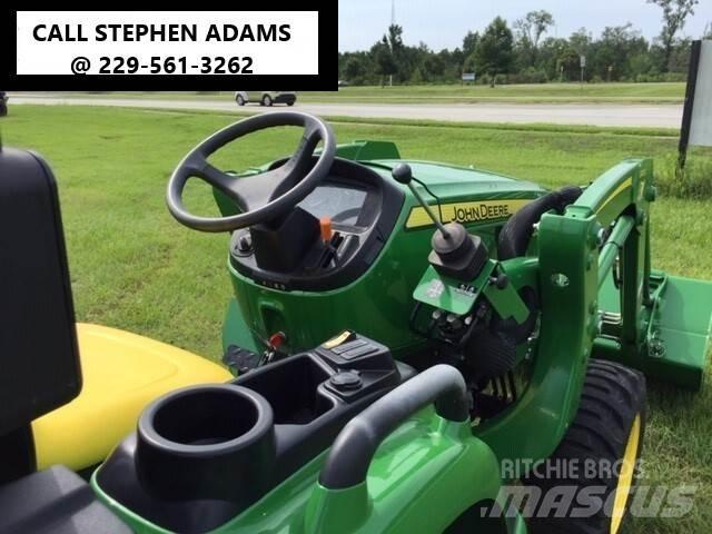 John Deere 3025E Compacttrekkers