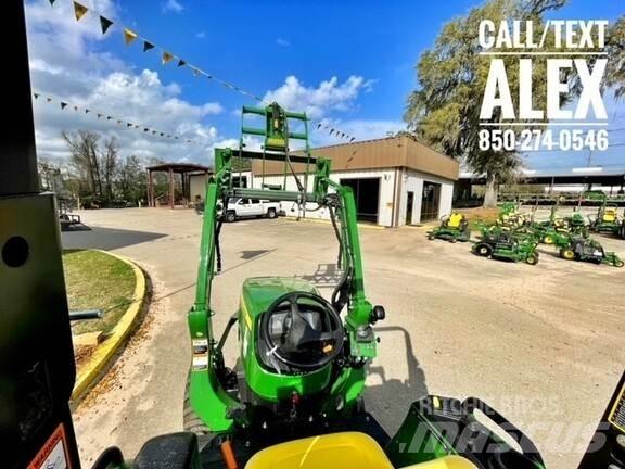 John Deere 3025E Compacttrekkers
